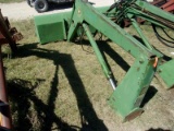 John Deere 148 Loader