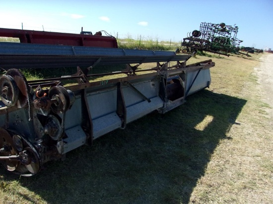 Allis Chalmers  Grain Header