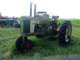 John Deere 620 Salvage Tractor