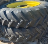 John Deere 480 Dual Wheels