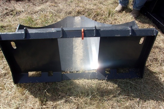 Wolverine TD-13-36R Skid Steer Scoop