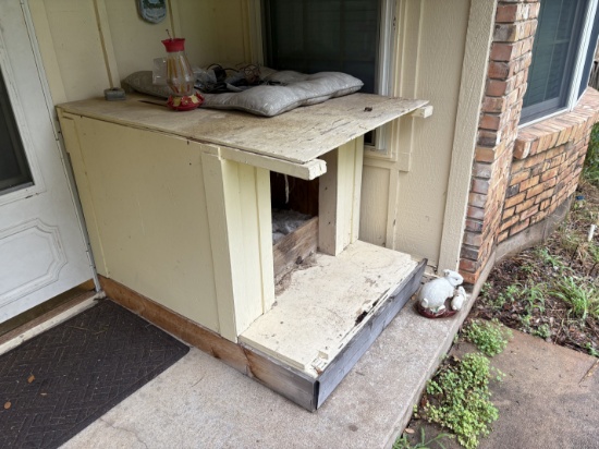 Dog House