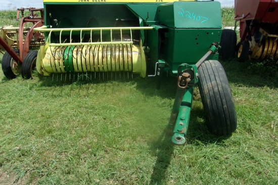 John Deere 336W Square Baler