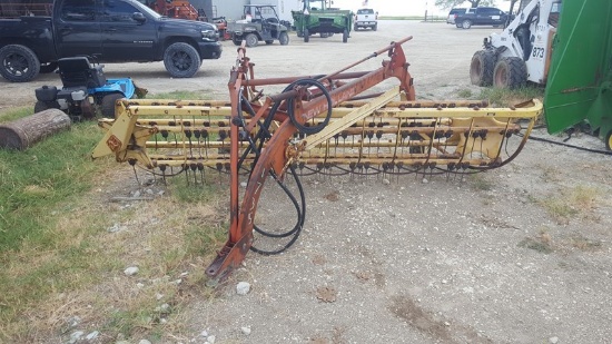 New Holland 258 Hay Rake
