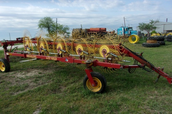 New Holland HT152 Hay Rake