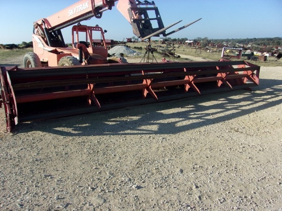 Massey Ferguson 9024 Grain Header