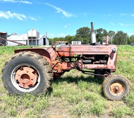Allis Chalmers D17 Tractor