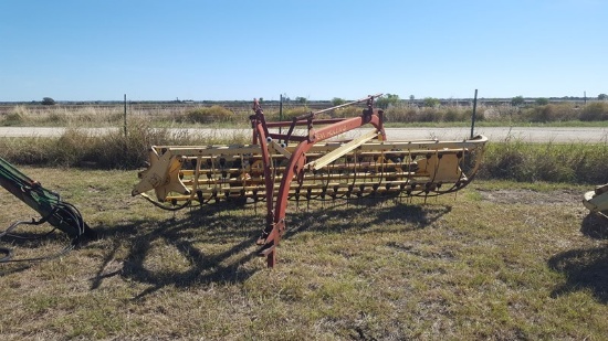 New Holland 258 Hay Rake