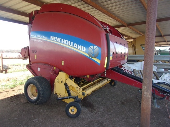 New Holland 560 Hay Baler