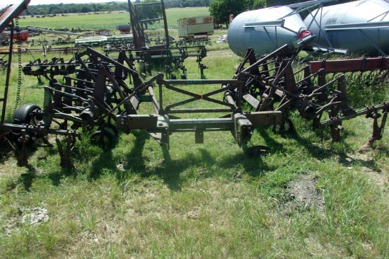 Cultivator