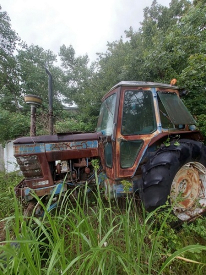 Ford 7700 Salvage Tractor