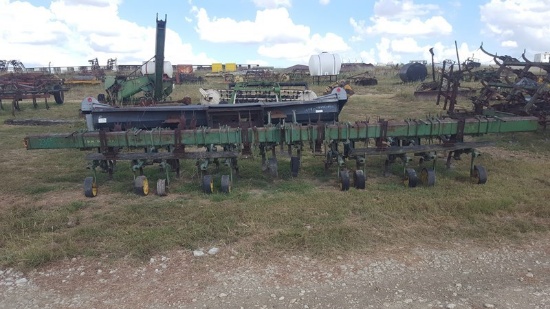 John Deere RM6 Cultivator