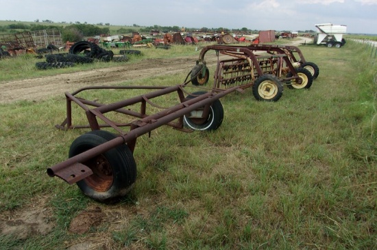 John Deere 670/ 671 Hay Rakes
