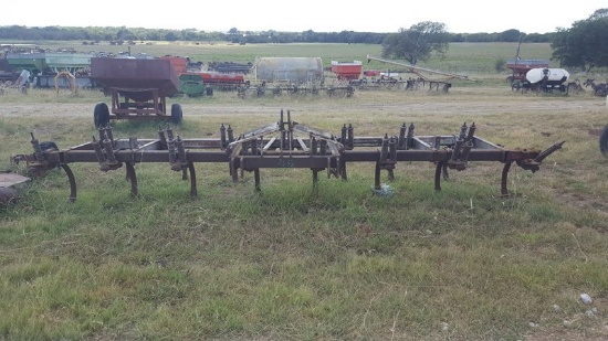 Graham Hoeme B-SM14 Chisel Plow