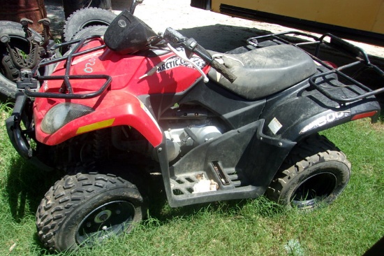 Artic Cat 300 Salvage ATV
