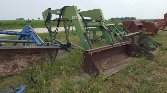 Ezee-on 2100 Front-end Loader