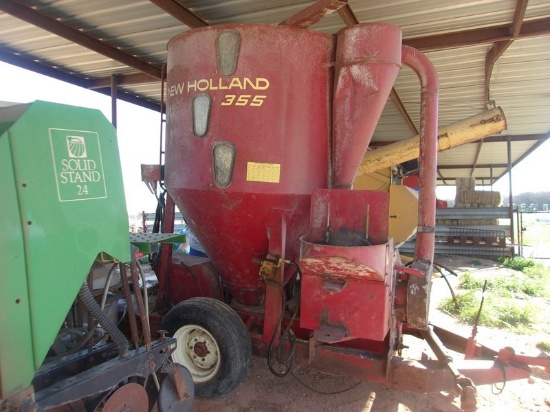 New Holland 355 Grinder Mixer