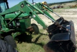 John Deere 620 Loader