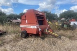 Hesston 560 Baler
