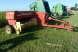 New Holland 326 Square Baler
