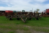 John Deere 1610 Chisel Plow