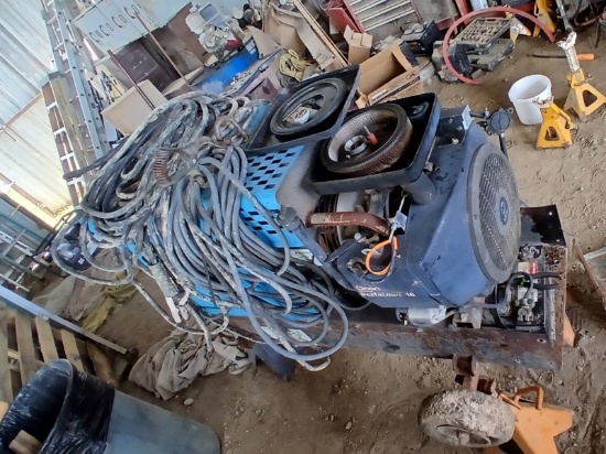 Miller Bobcat 225G Welder