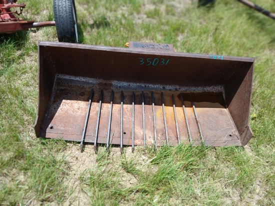 Massey Ferguson Bucket