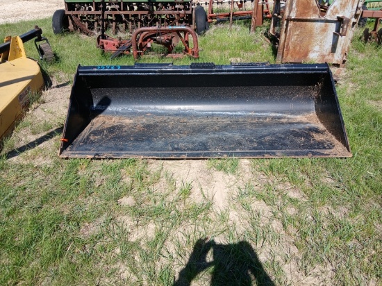 John Deere C84 Bucket