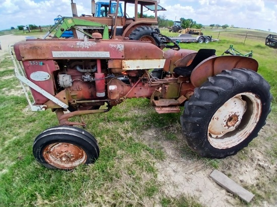 International 240 Salvage Tractor