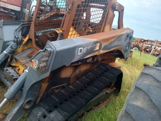 John Deere 333G Salvage Skid Steer