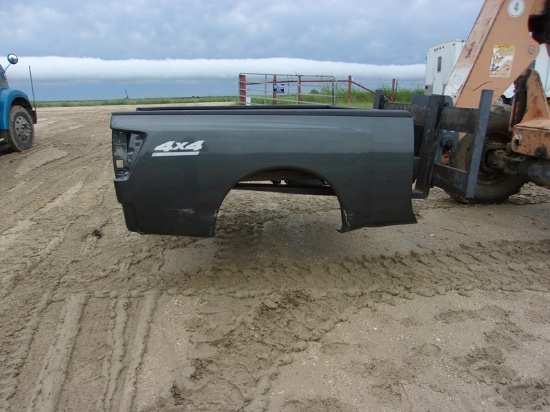 Nissan Pickup Bed