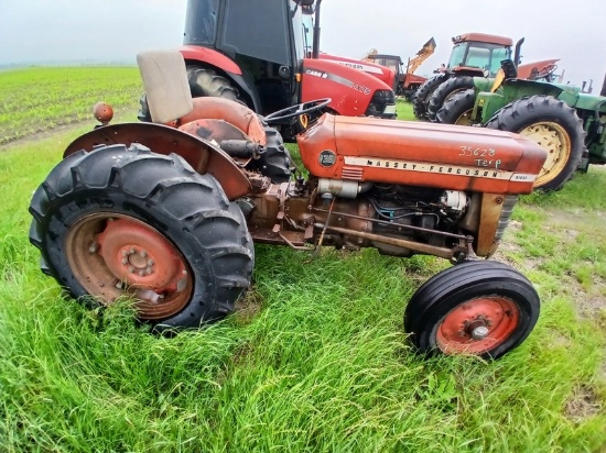 Massey Ferguson 135 Salvage Tractor