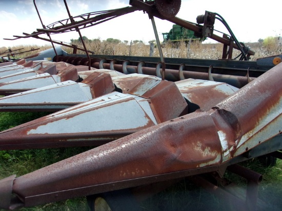 Gleaner Corn Header