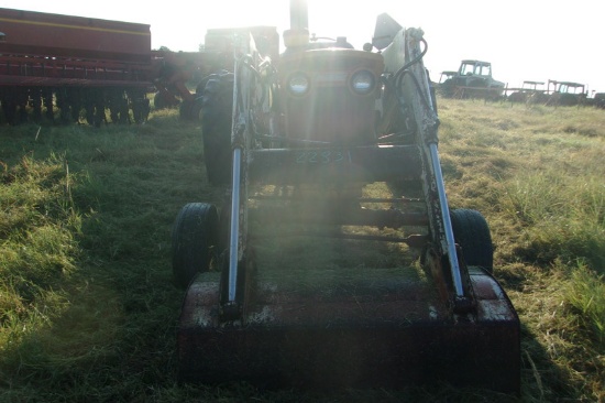 International 2050 Loader