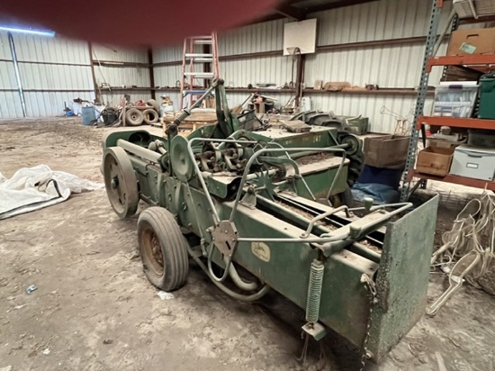 John Deere 14T Square Baler