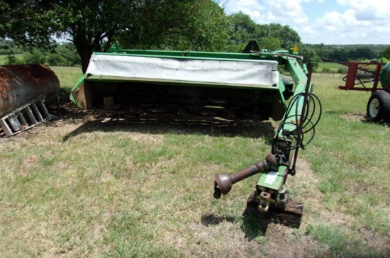 John Deere 930 Hay Cutter
