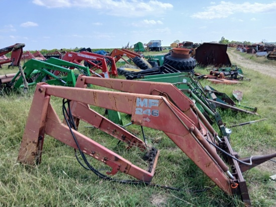 Massey Ferguson 246 Loader