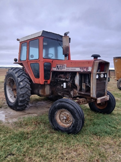Massey Ferguson 1135 Tractor