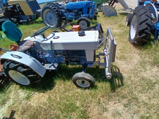 Mitsubishi-satoh 373D Salvage Tractor