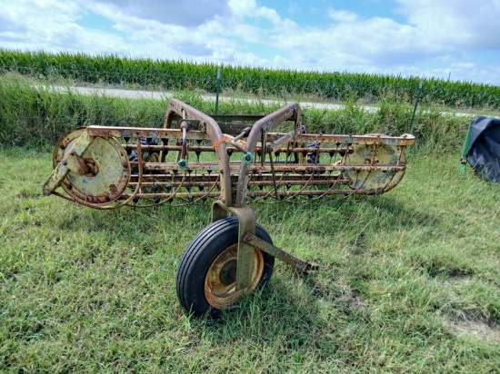 John Deere Hay Rake