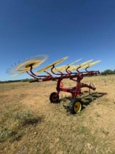 New Holland Wheel Rake
