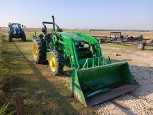2021 John Deere 5075E Tractor