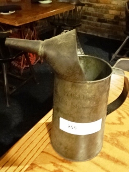 Antique Oil Filler Can 1/2 Gallon