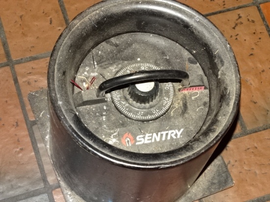 Floor Safe by Sentry cast iron