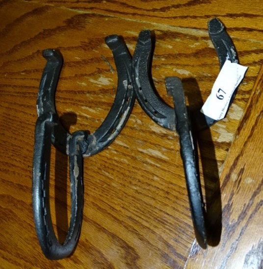 Horse Shoe Hook Rack Pair