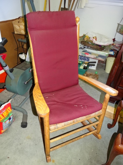 Oak porch rocker w/cushions