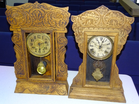 Two Vintage Kitchen Clocks Gilbert & New Haven***