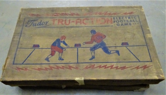 Tudor Electric Football Game With Players IOB