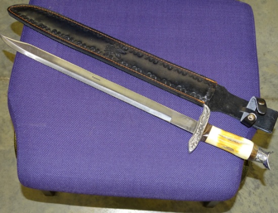 Frost Cutlery Hunting Knife & Sheath 15" Blade