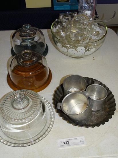 Lot of Kitchen Items